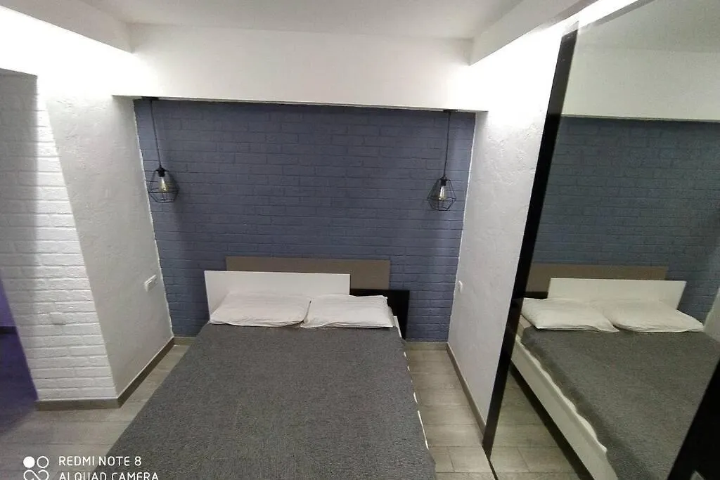 Квартира Для 4-Х С Двумя Санузлами И Балконом Для Курения Kyiv Apartment
