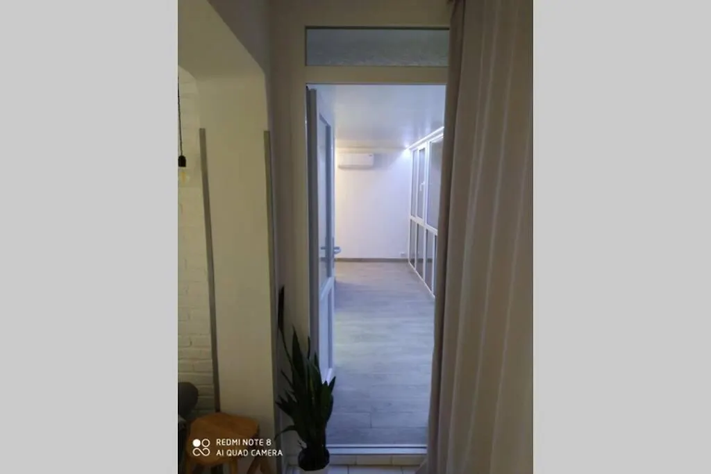 Квартира Для 4-Х С Двумя Санузлами И Балконом Для Курения Kyiv Apartment