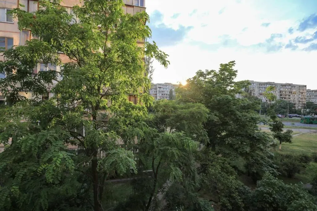 Квартира Для 4-Х С Двумя Санузлами И Балконом Для Курения キエフ アパート